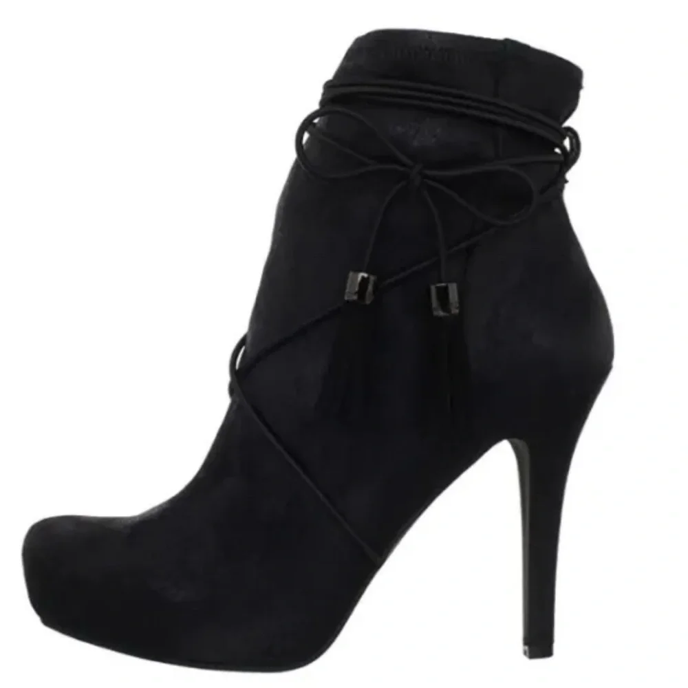 BCBGeneration “Fabbie” Black Suede Wrap Tassel Booties – Size 9